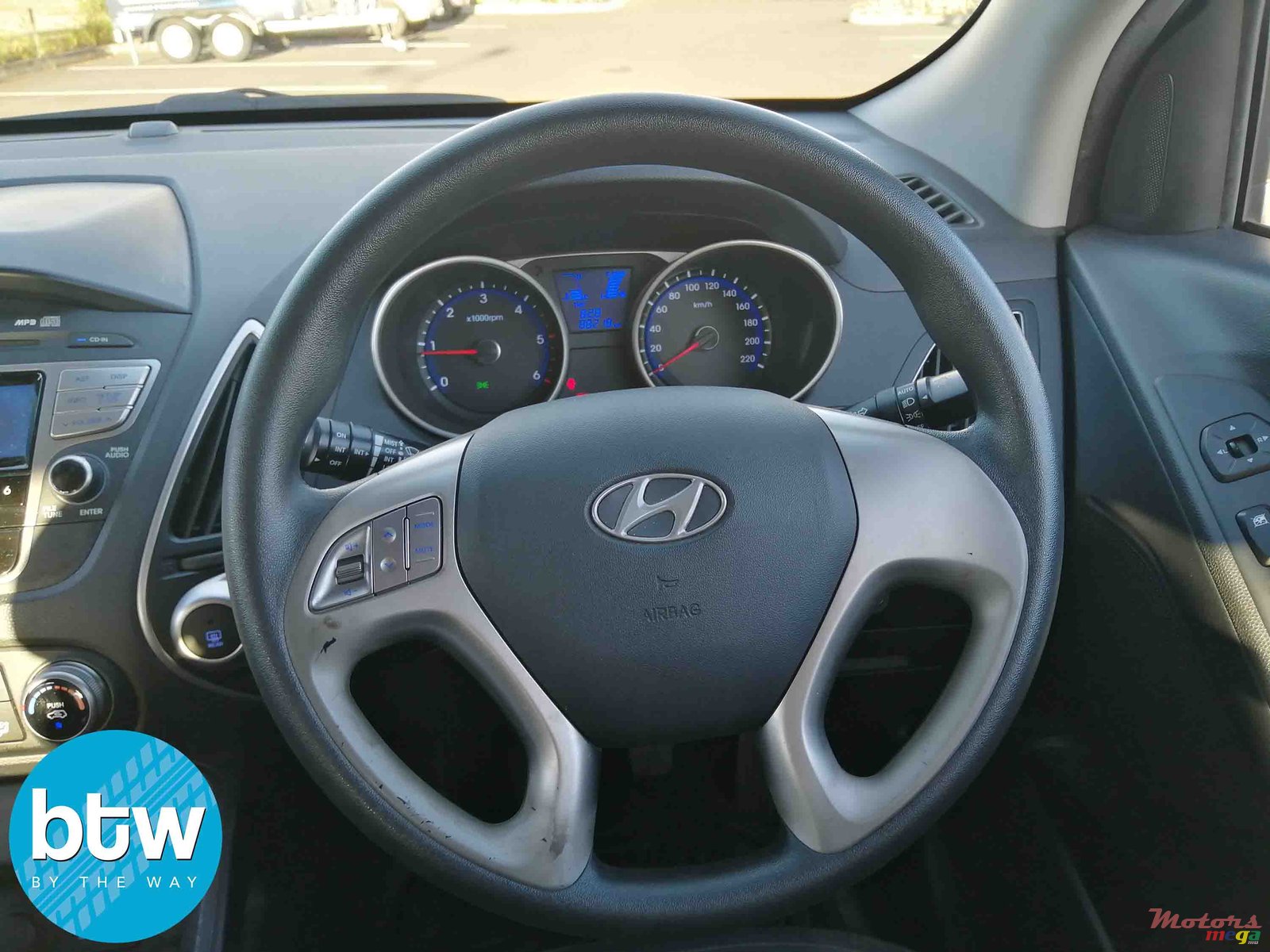 2014' Hyundai ix35 CRDI AWD photo #6