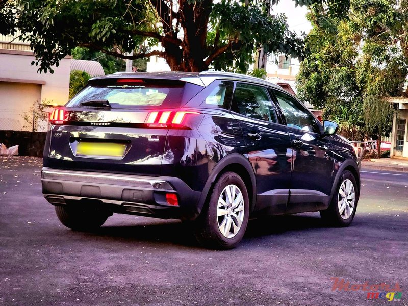 2017' Peugeot 3008 photo #5