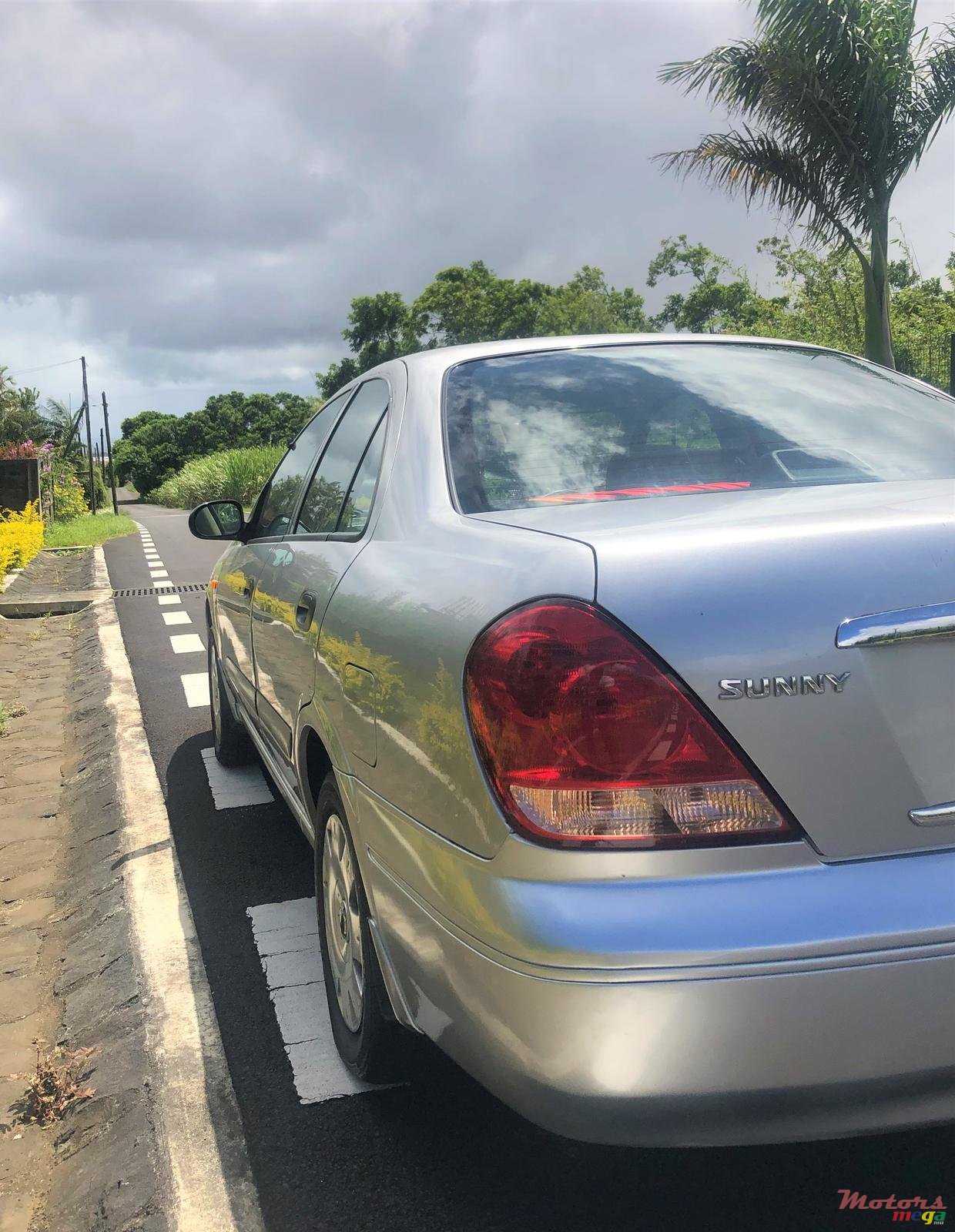 2006' Nissan Sunny photo #5