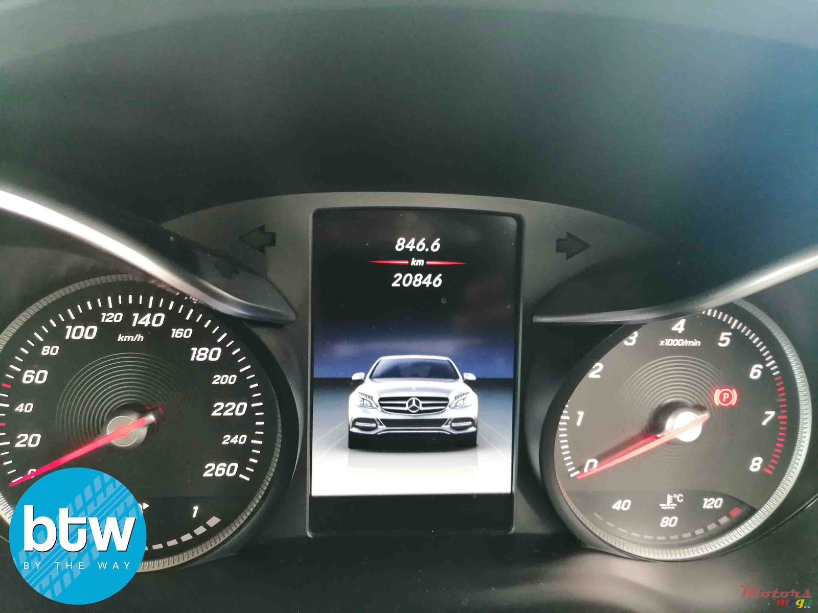 2018' Mercedes-Benz C-Class 180 photo #7