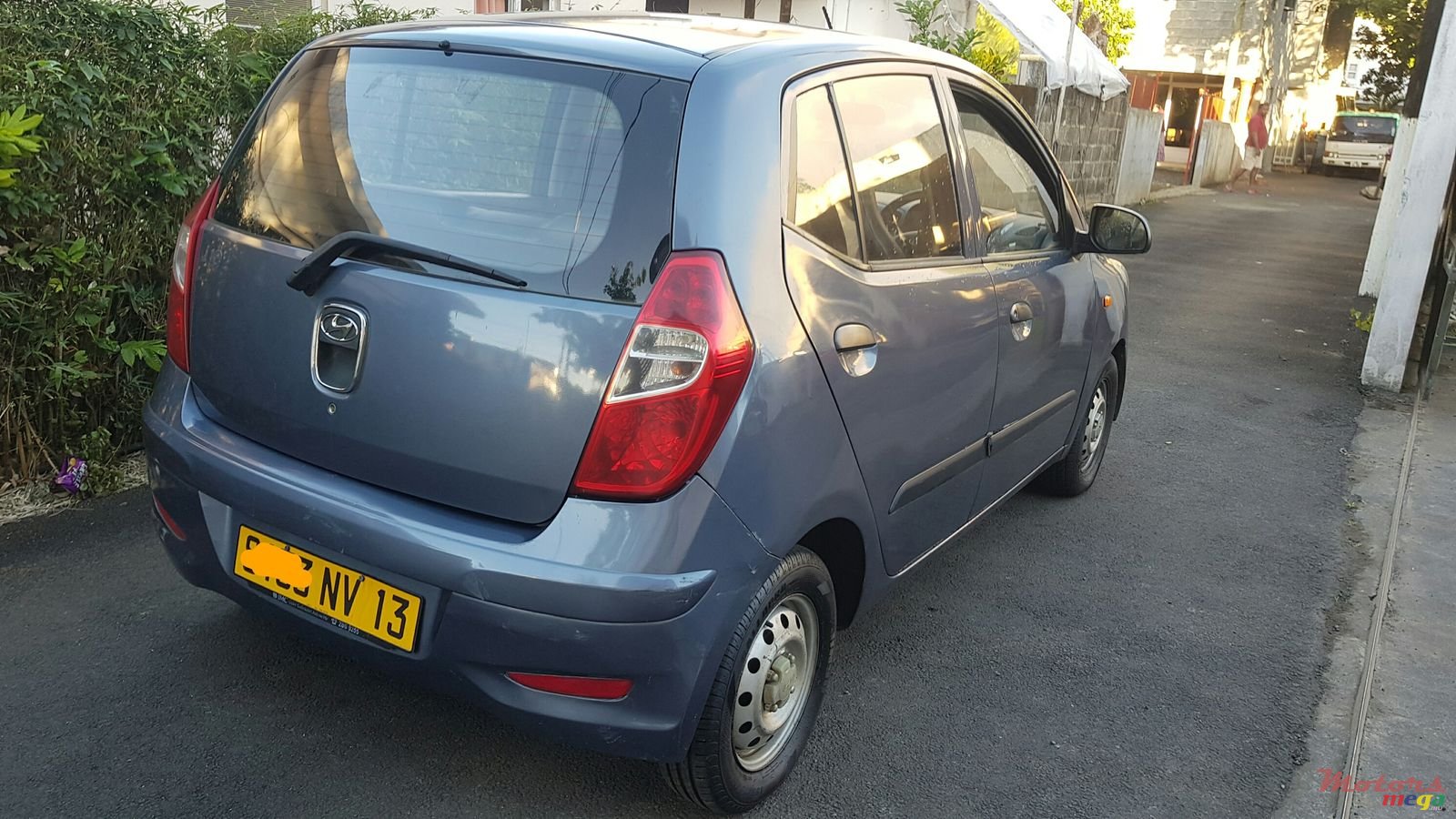 2013' Hyundai i10 Automatic transmission photo #5