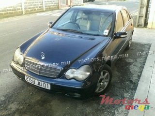 2001' Mercedes-Benz C-Class C180 photo #1