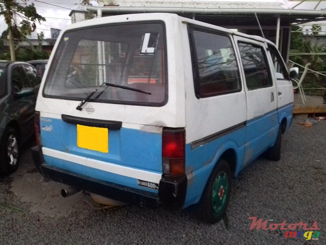 1989' Nissan Vanette photo #4