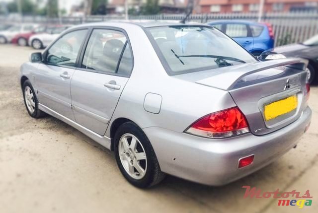 2008' Mitsubishi Lancer EQUIPPE photo #2