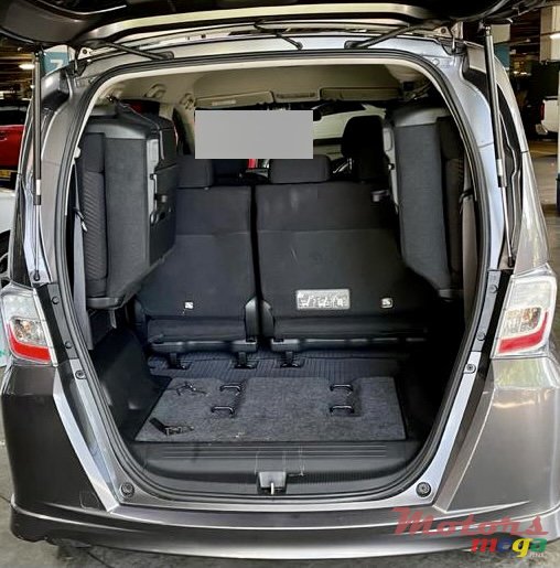 2014' Honda Freed photo #2