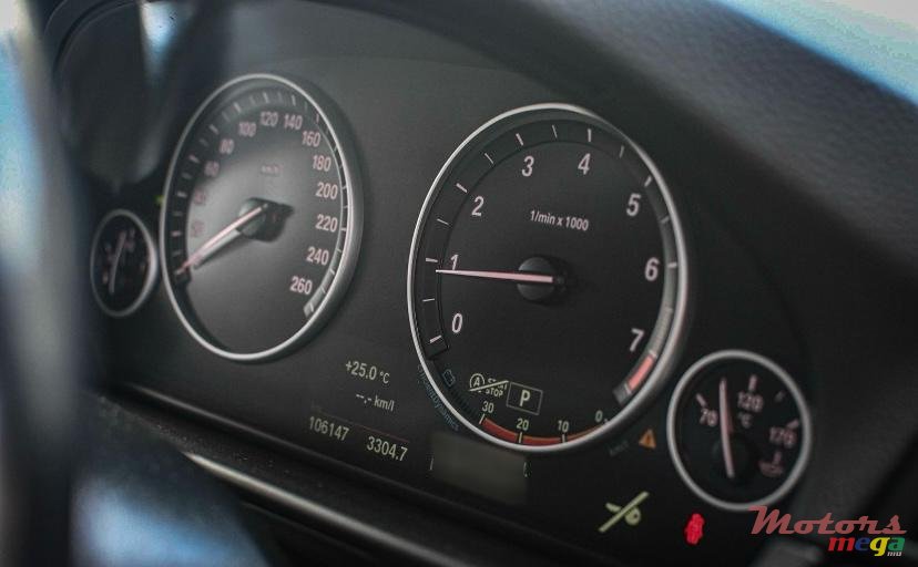 2016' BMW 5 Series photo #3