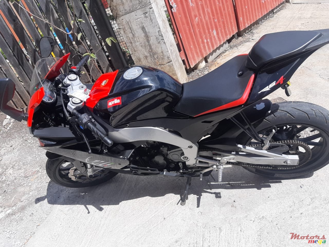 2013' Aprilia photo #5