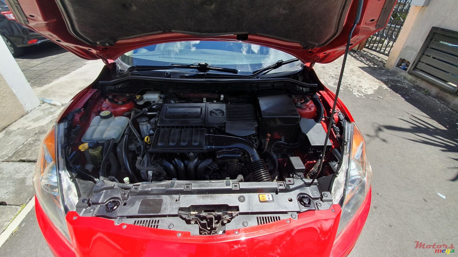 2011' Mazda 3 photo #5