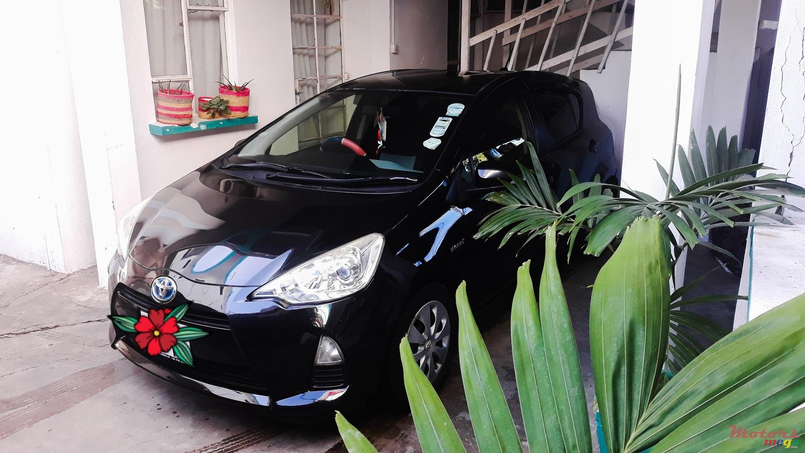 2014' Toyota Aqua photo #1