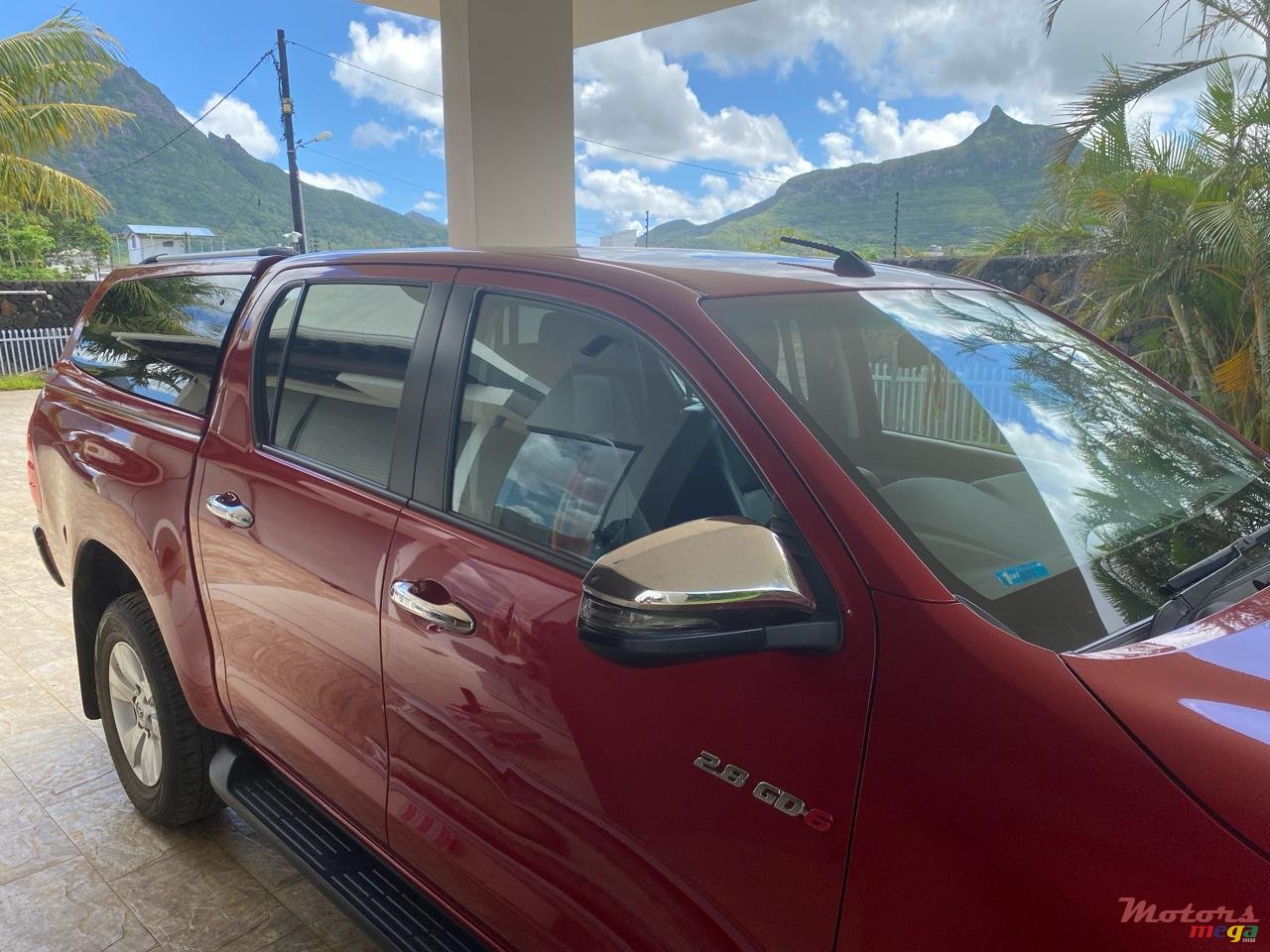 2019' Toyota Hilux Executive Automatic photo #5