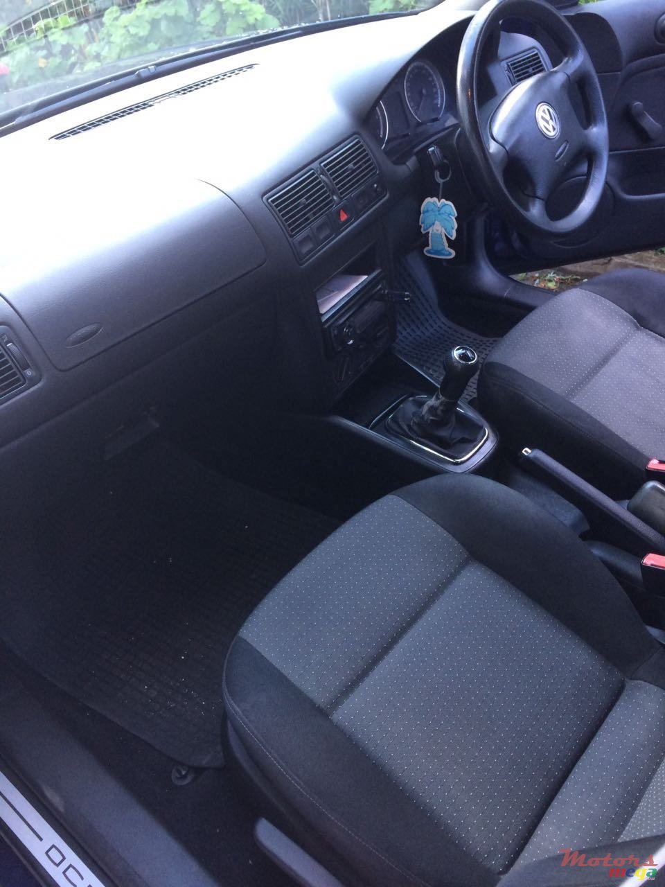 2005' Volkswagen Golf IV photo #3