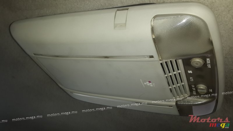 2006' Toyota Axio photo #6