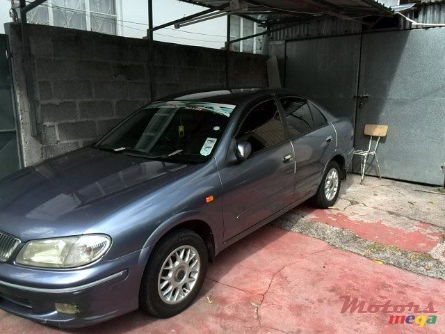 2003' Nissan photo #1