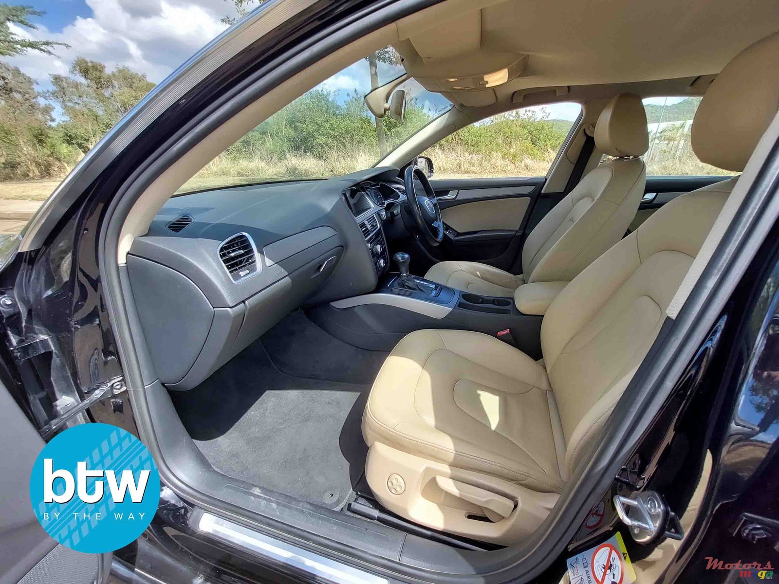 2016' Audi A4 photo #2