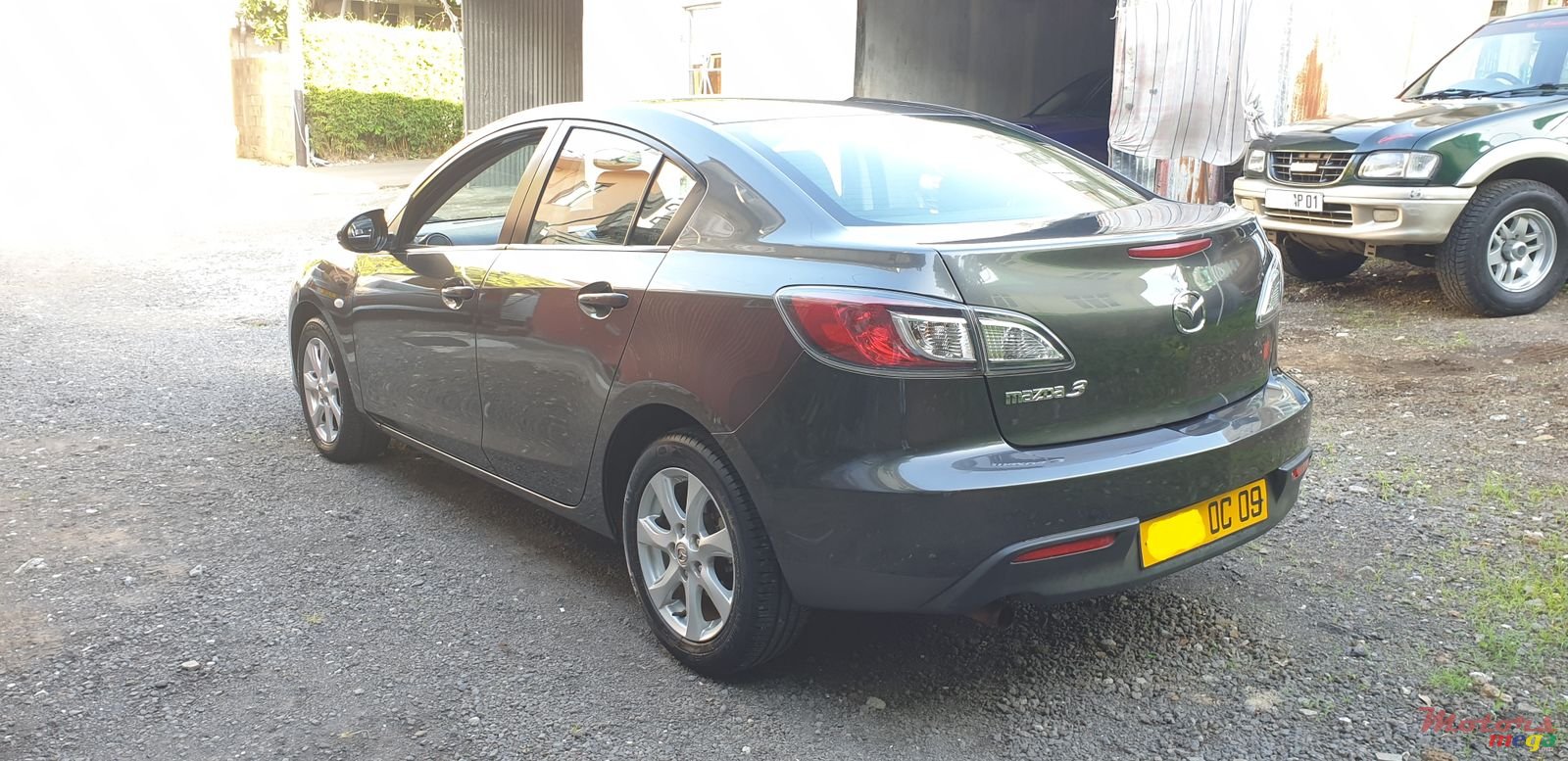 2009' Mazda 3 photo #2