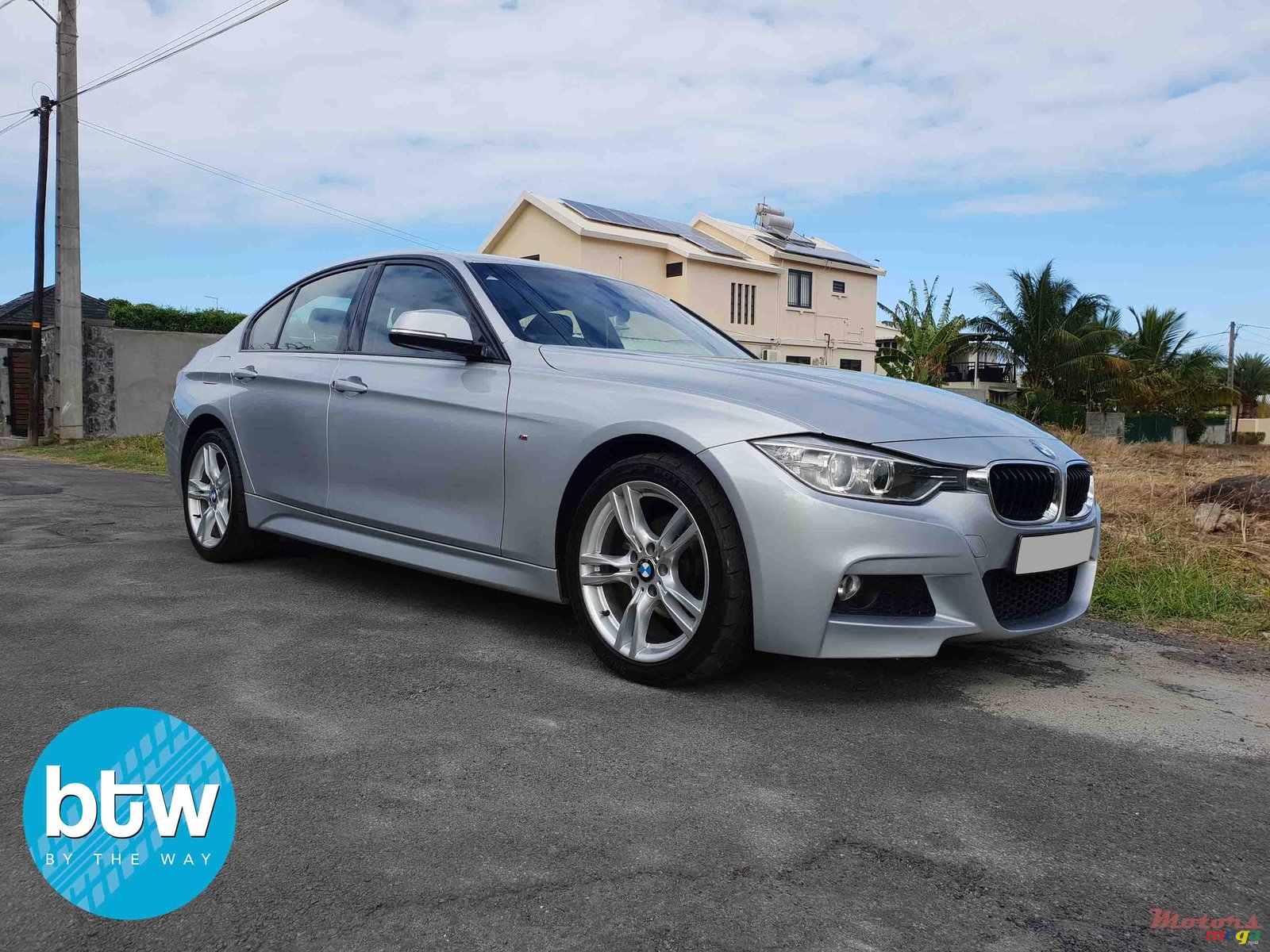 2014' BMW 316 photo #1