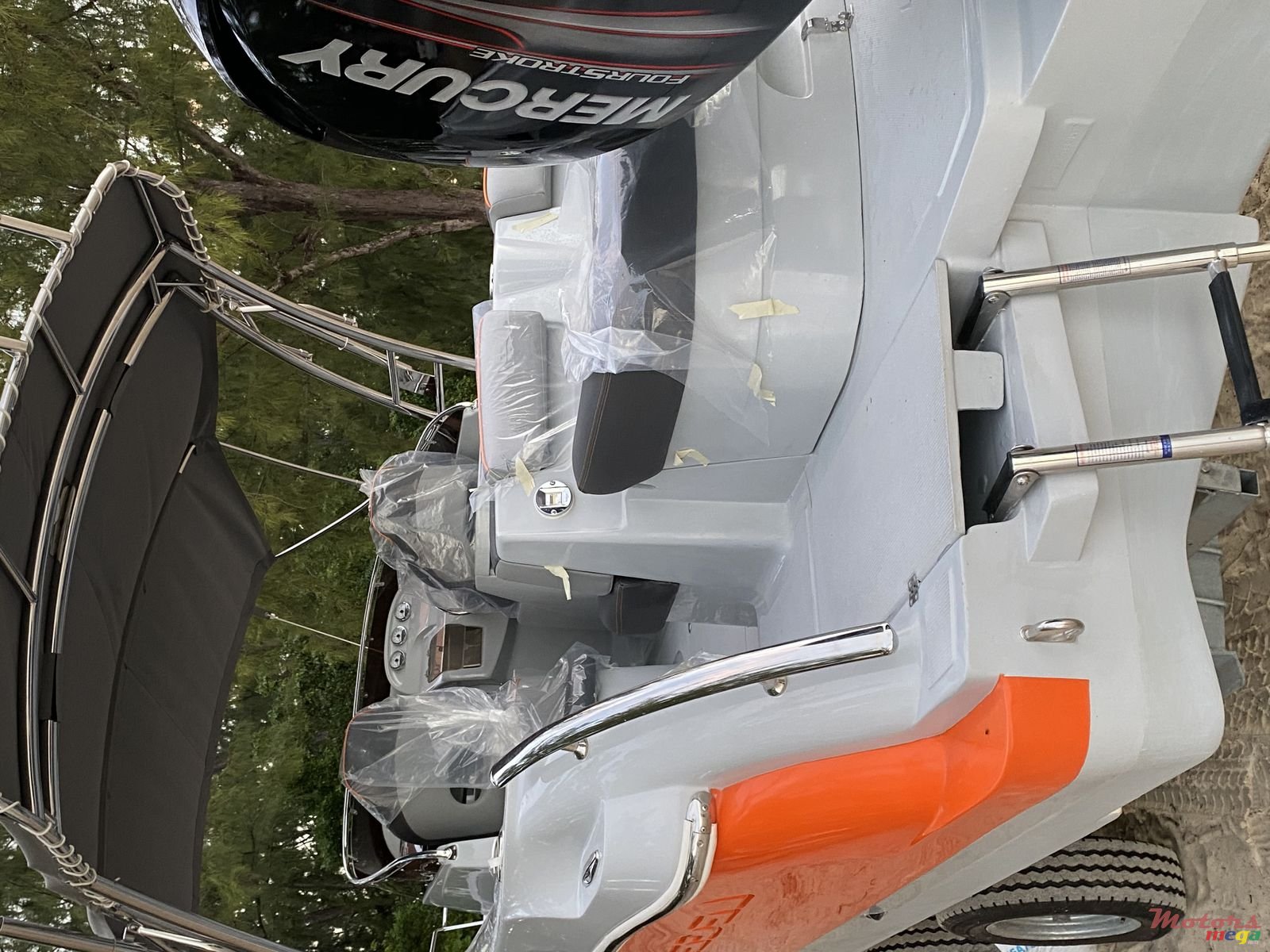 2020' Legend L28 photo #4