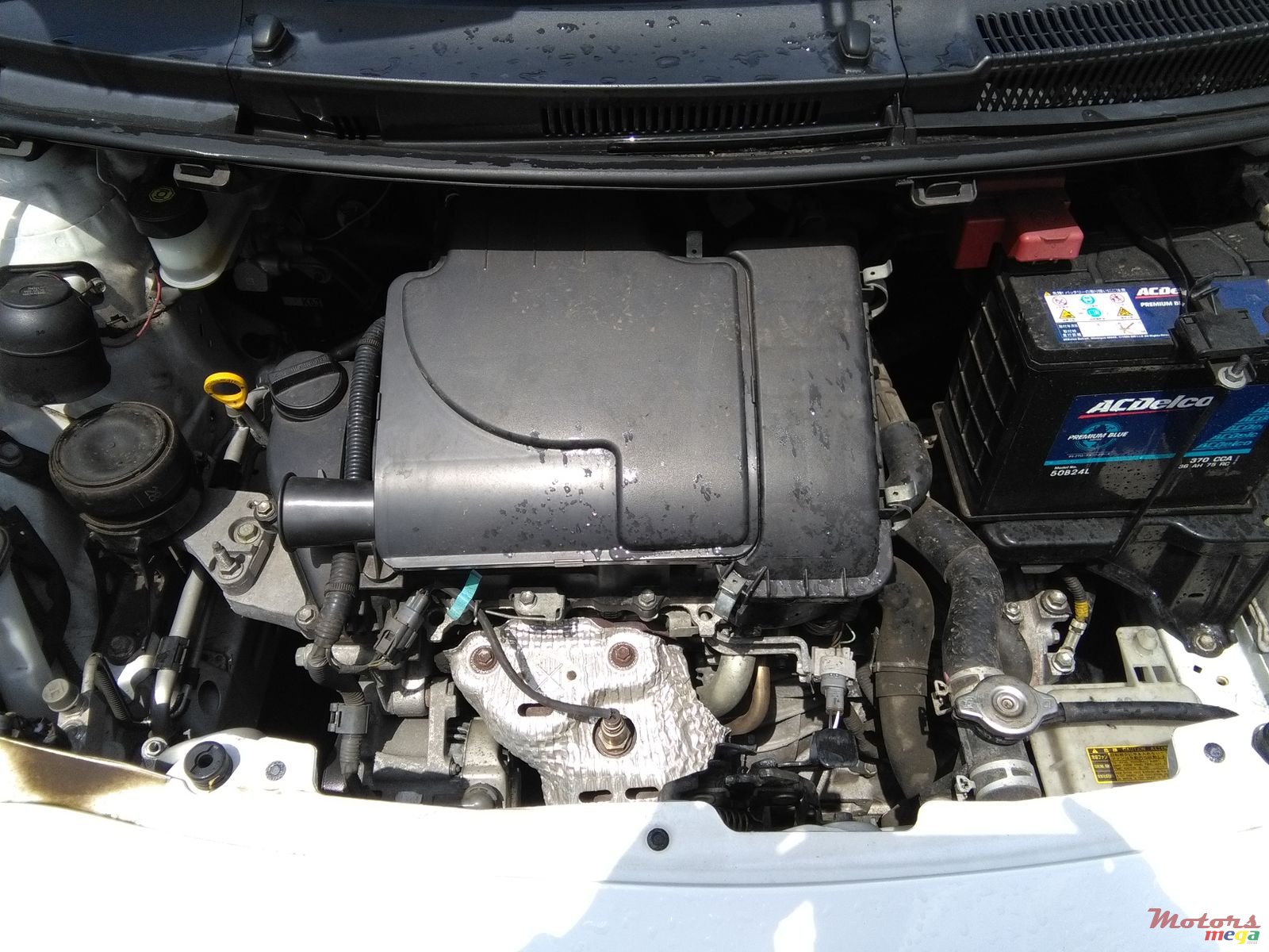 2010' Toyota Vitz All Options photo #6