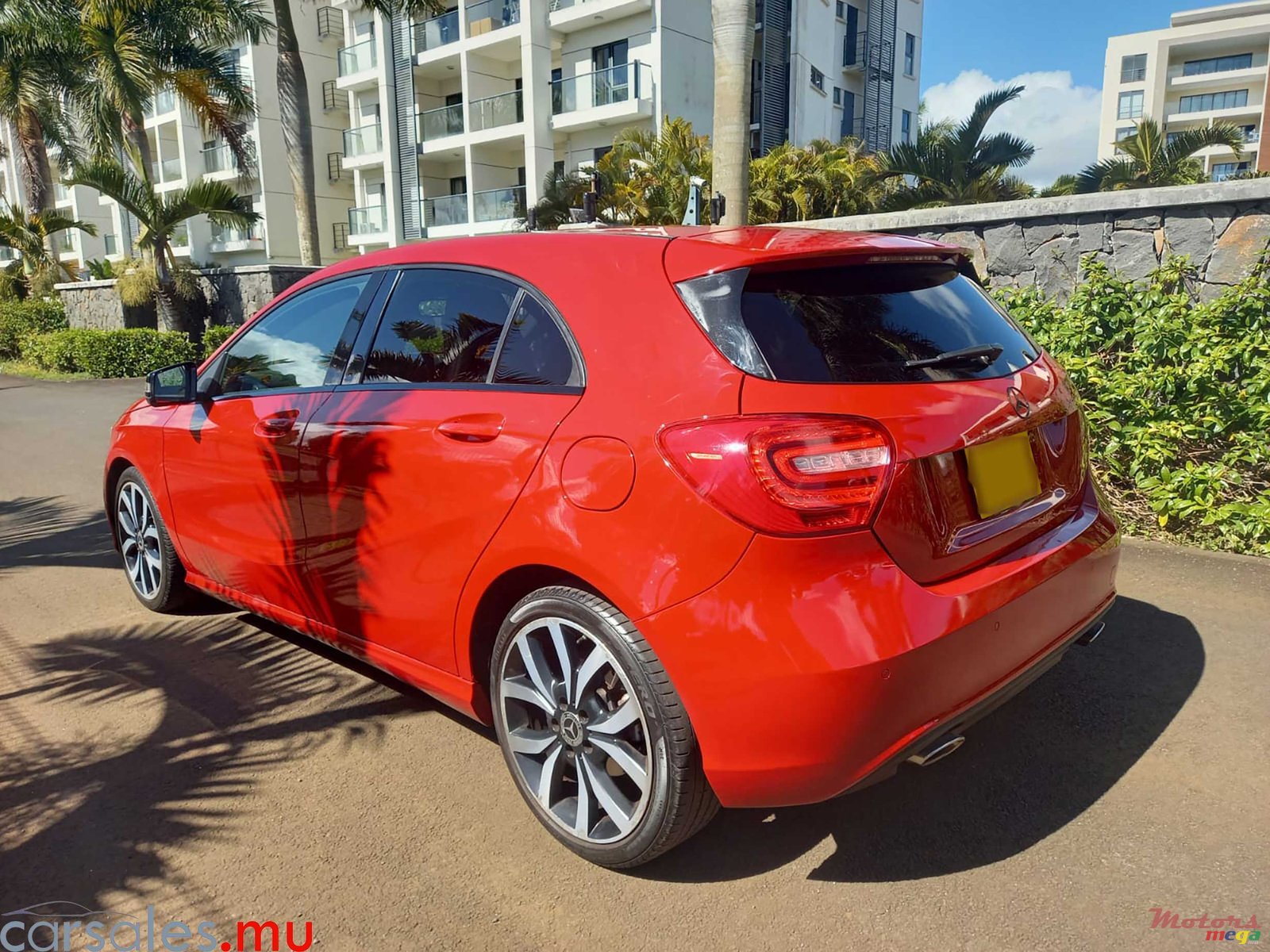 2012' Mercedes-Benz A 180 Urban 1.6 photo #3