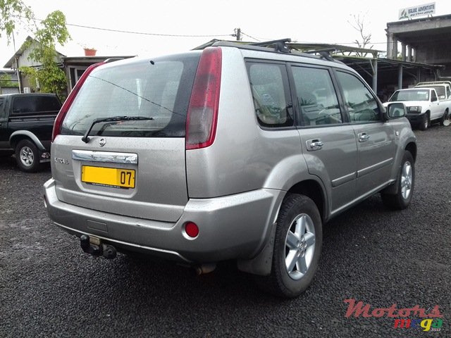 2007' Nissan X-Trail photo #6