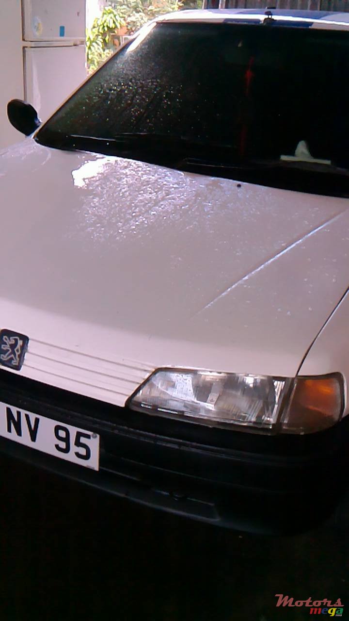 1995' Peugeot 106 photo #2