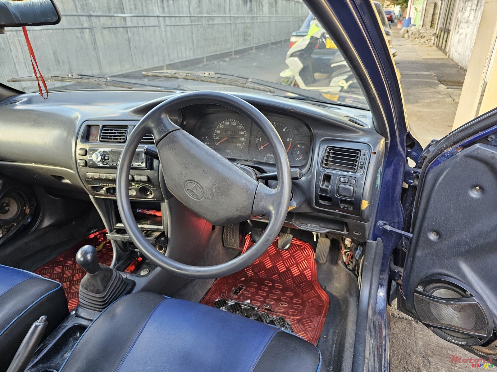 1994' Toyota Corolla Kit gaz photo #5