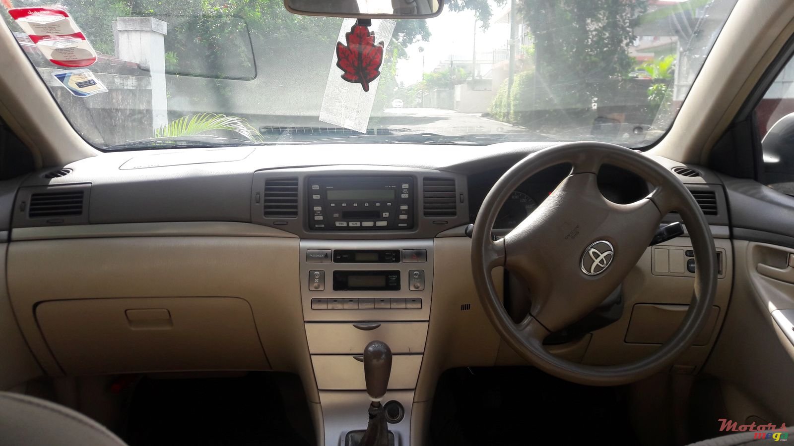 2004' Toyota Corolla NZE Grade X photo #5