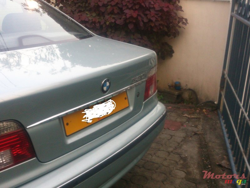 2000' BMW 520 photo #6