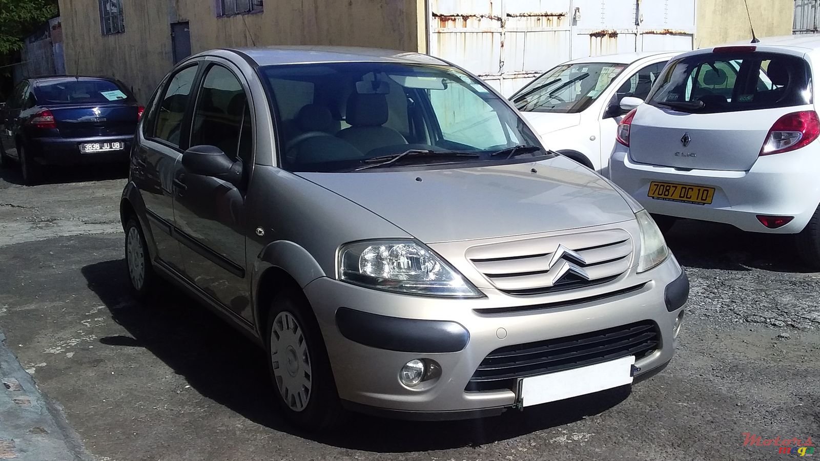 2008' Citroen C3 photo #2