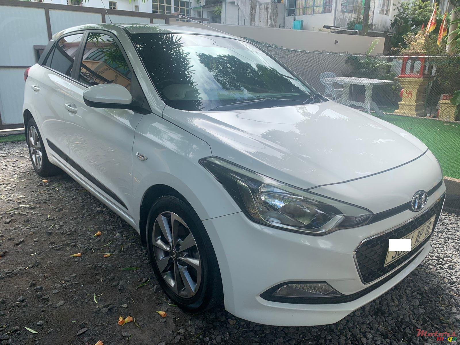 2016' Hyundai i20 (NEW SHAPE) photo #2
