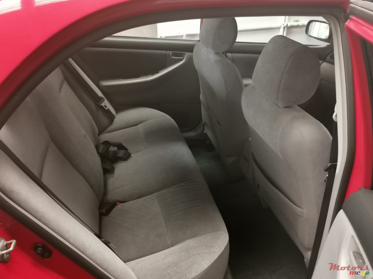 2001' Toyota Corolla NZE photo #6