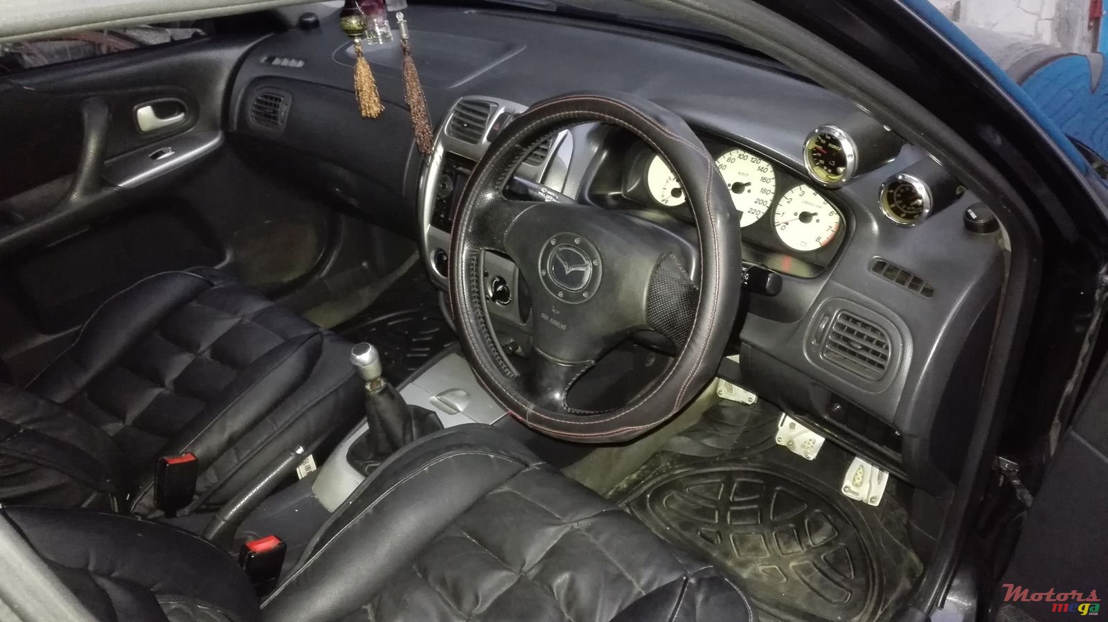 2003' Mazda Protege photo #2