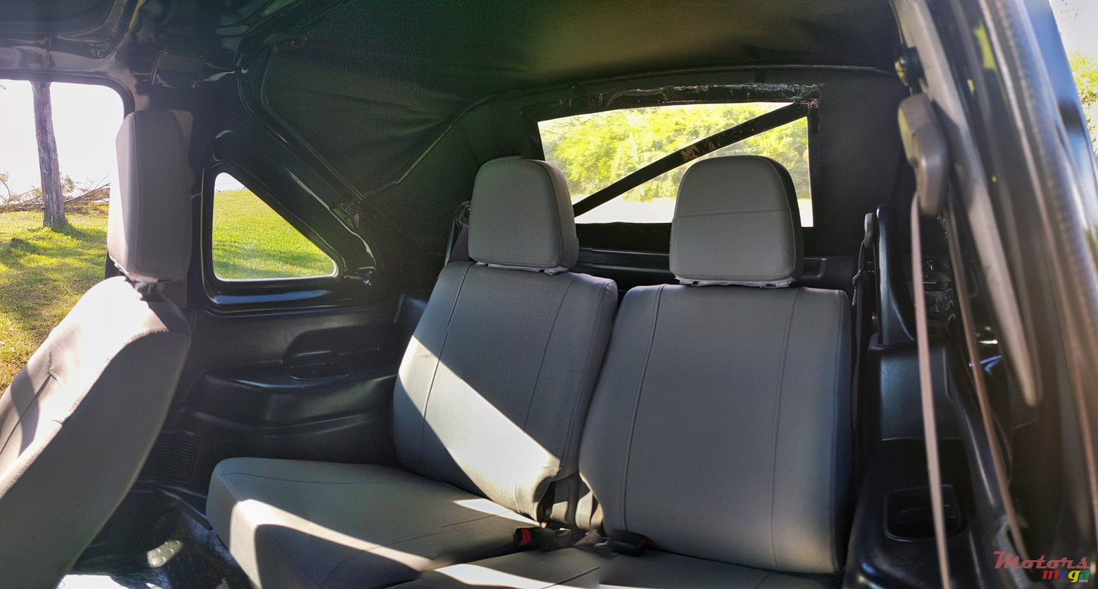 2003' Suzuki Jimny 1.3L photo #5