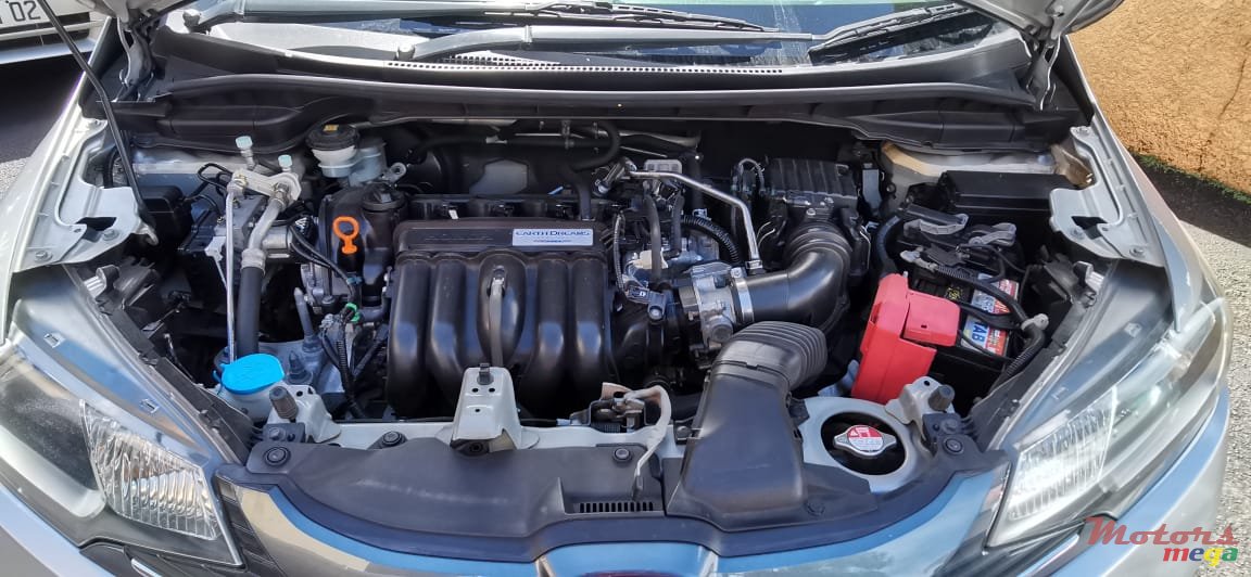 2015' Honda Fit photo #2