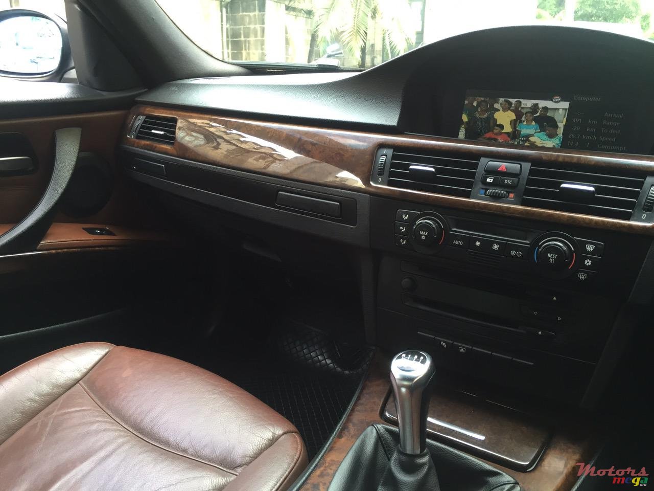 2005' BMW 320 photo #4