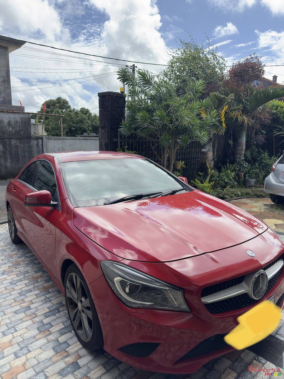 2014' Mercedes-Benz CLA 180 photo #2