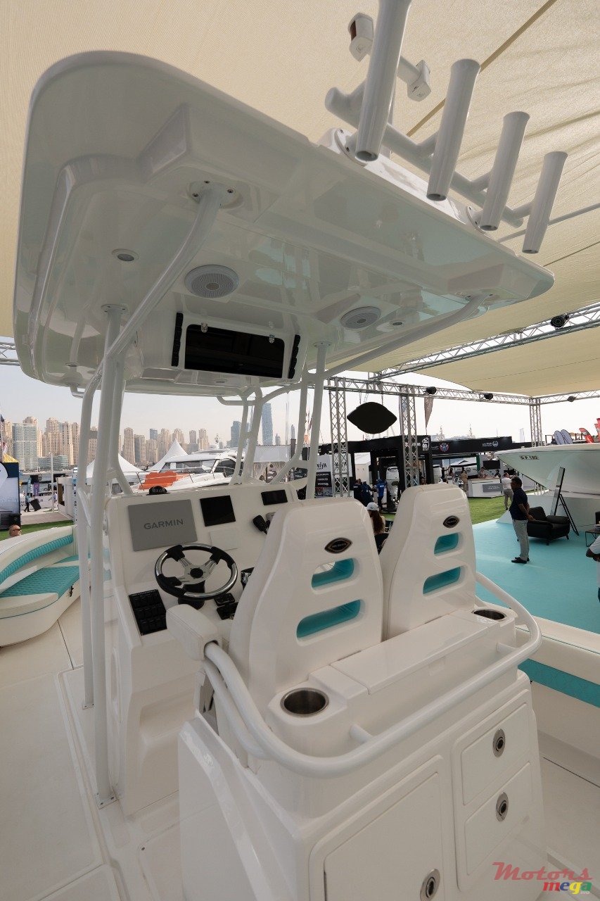 2025' Hydra photo #4