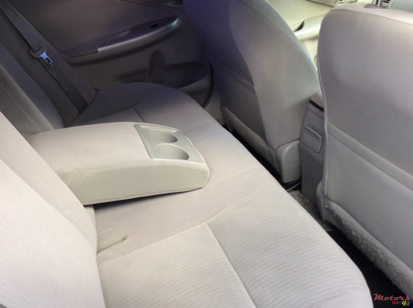 2009' Toyota Corolla photo #7