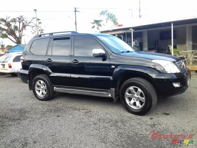 2007' Toyota Prado photo #1