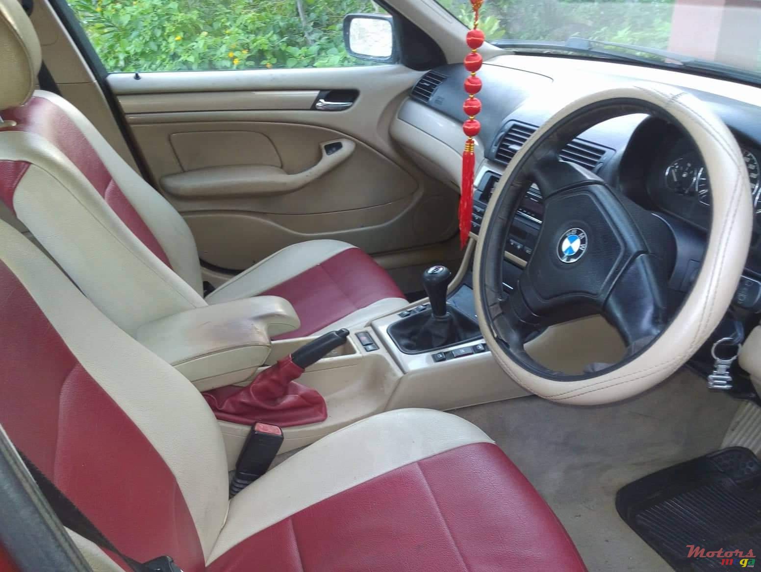 2000' BMW 318 photo #6