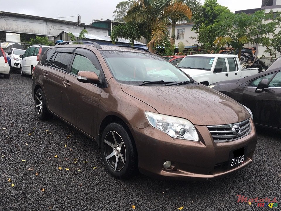 2008' Toyota Fielder photo #4