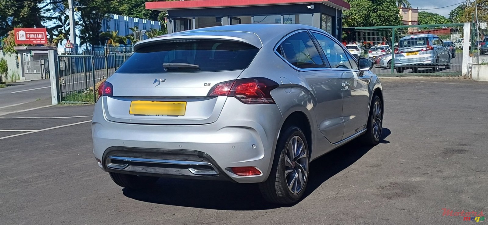2016' Citroen DS4 photo #4