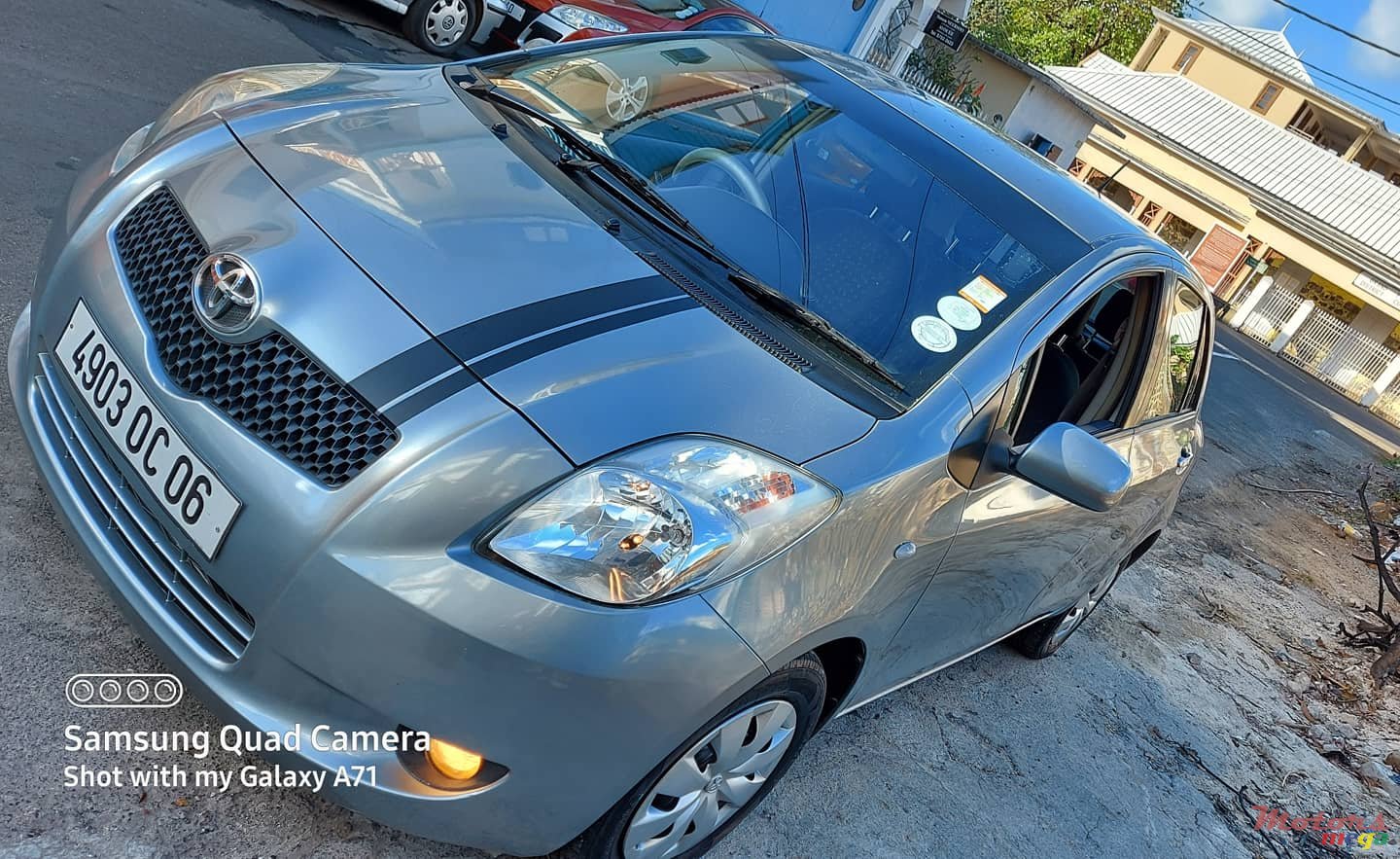 2006' Toyota Vitz Dorigine photo #1