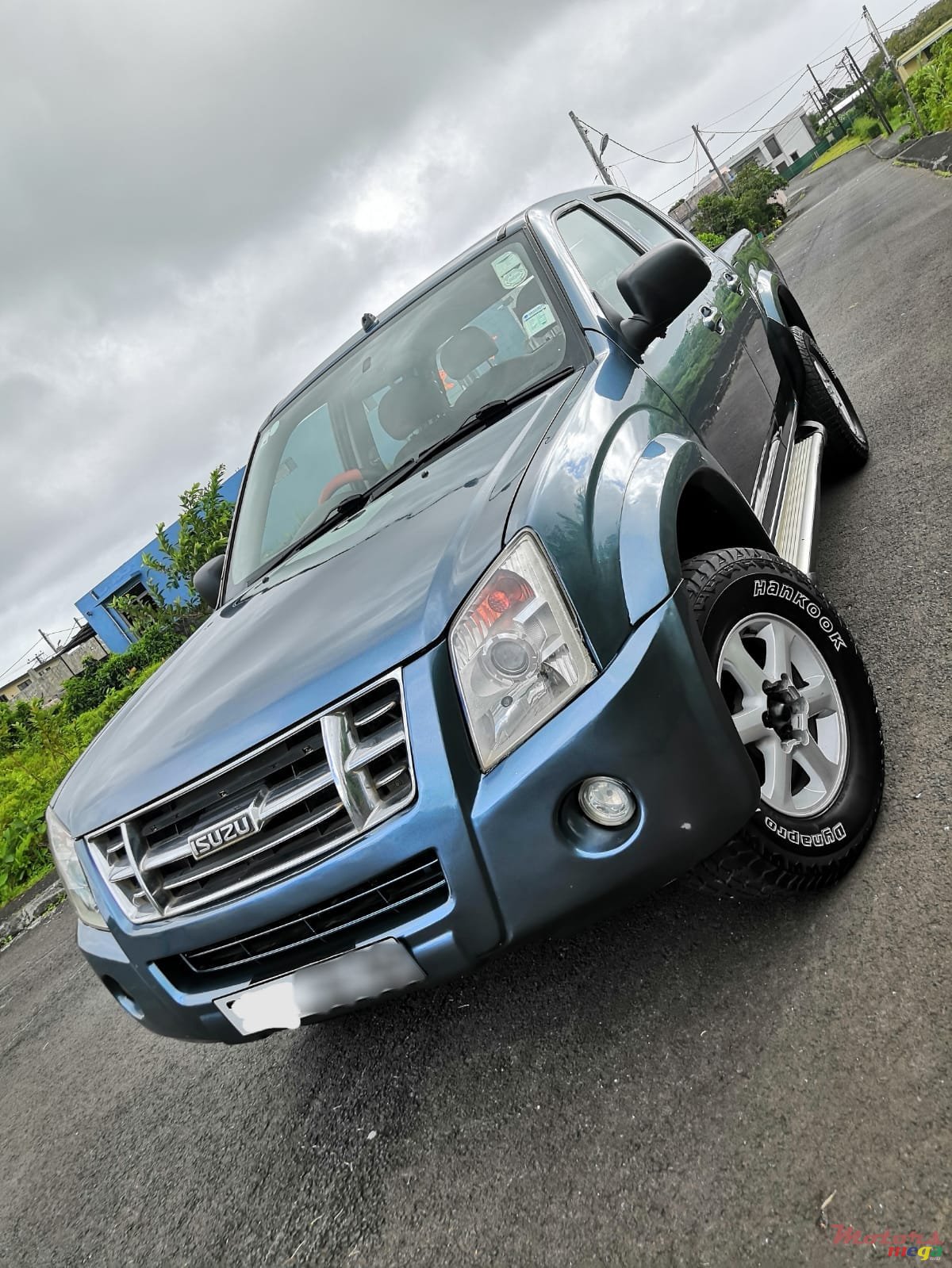 2008' Isuzu 4x4 3.0L JAPAN LS photo #1