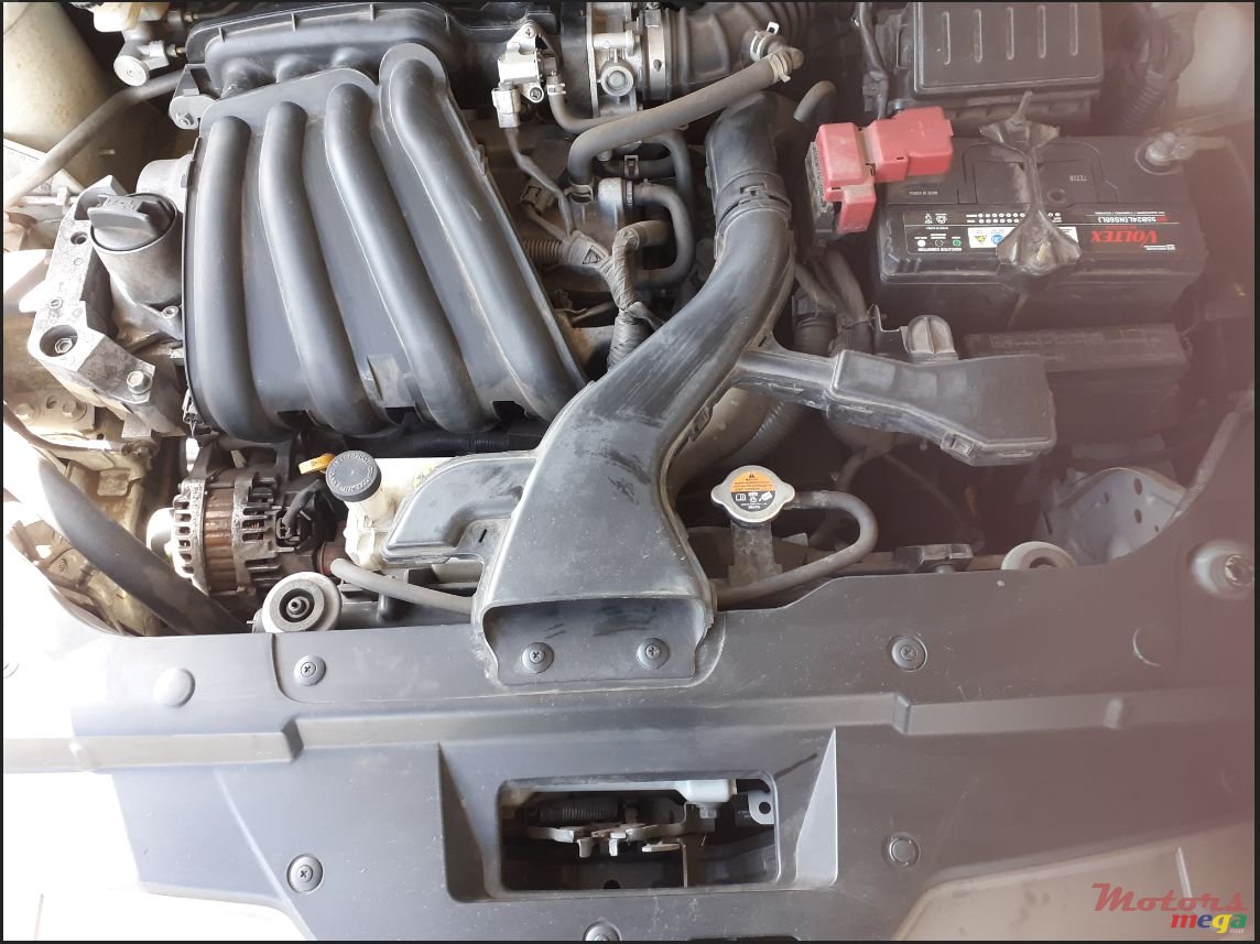 2012' Nissan Bluebird photo #7