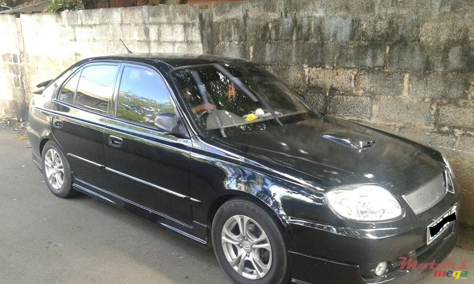 2005' Hyundai Accent Body kit photo #2