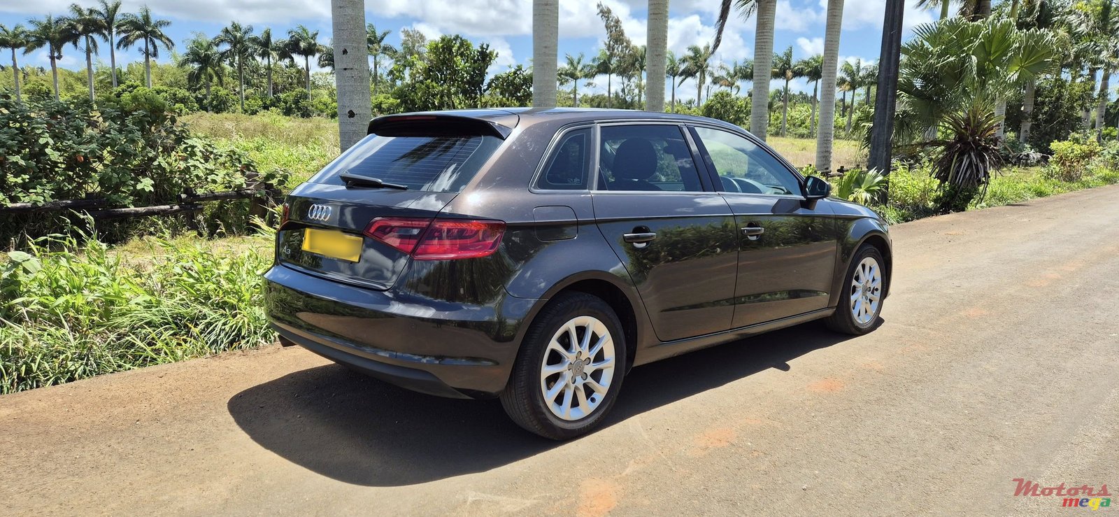 2015' Audi A3 photo #3