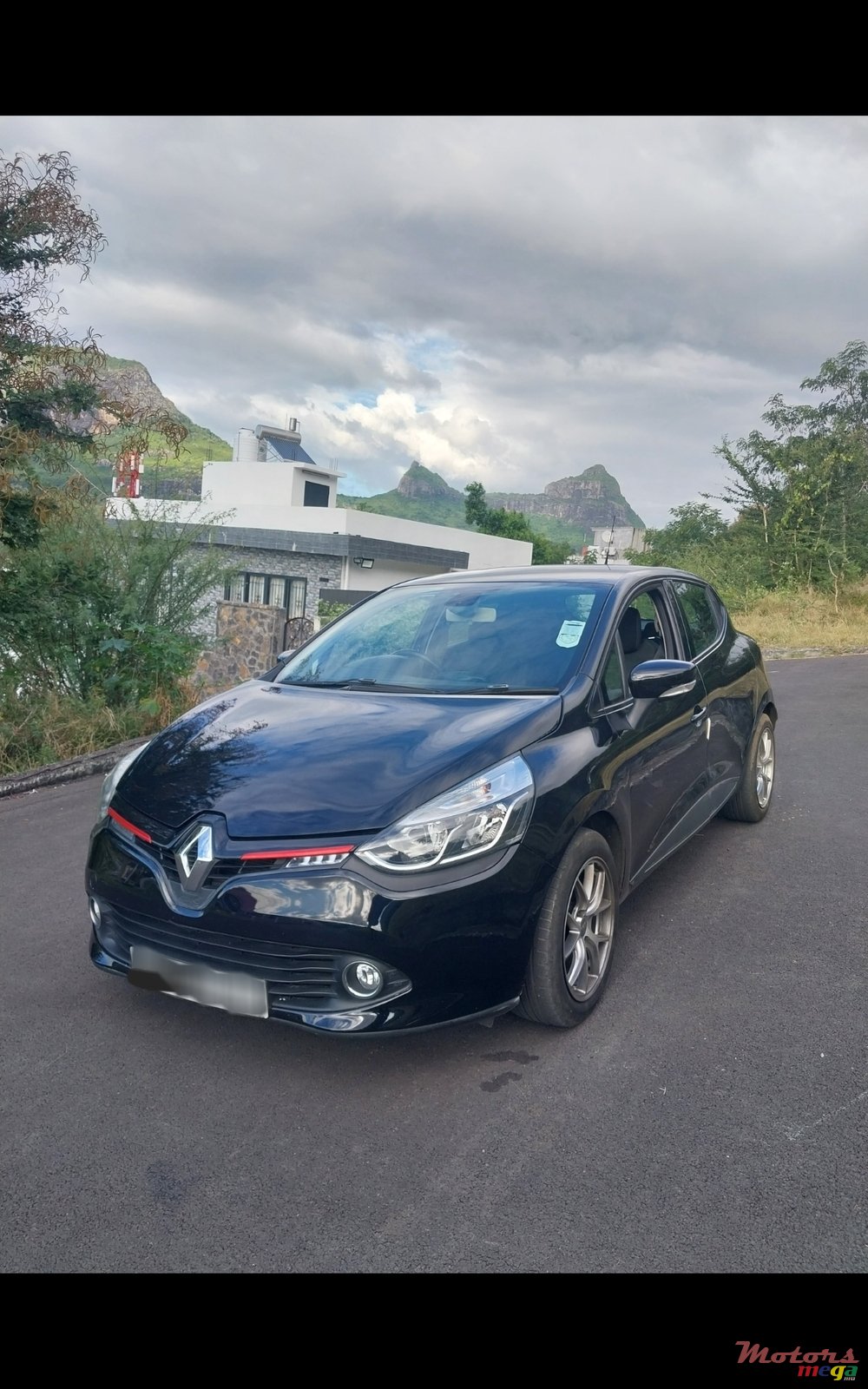 2018' Renault Clio photo #3