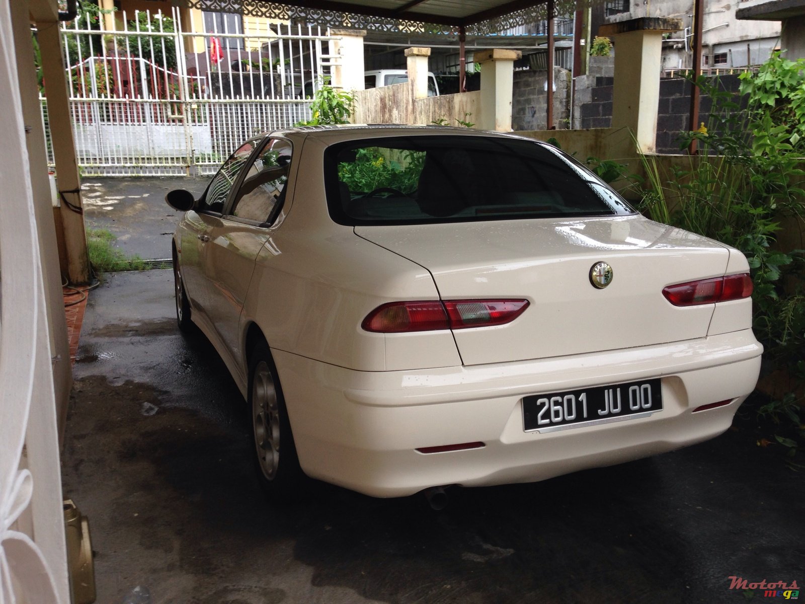 2000' Alfa Romeo photo #6