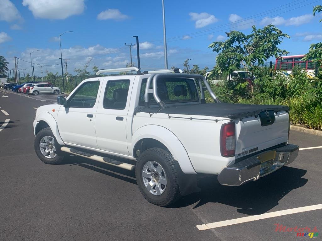 2014' Nissan Pickup No photo #2